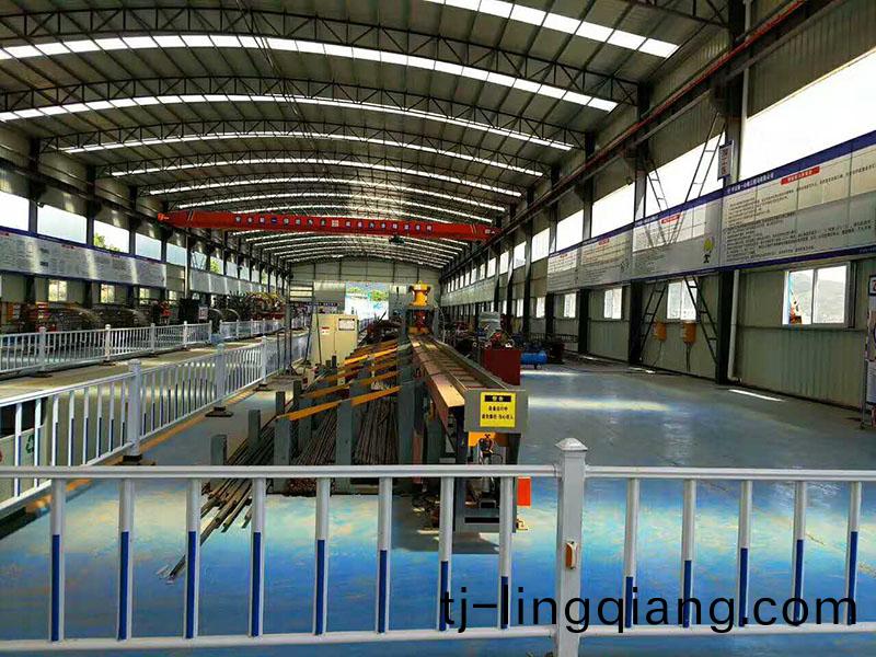 數控剪(jian)切生(sheng)産(chan)線03