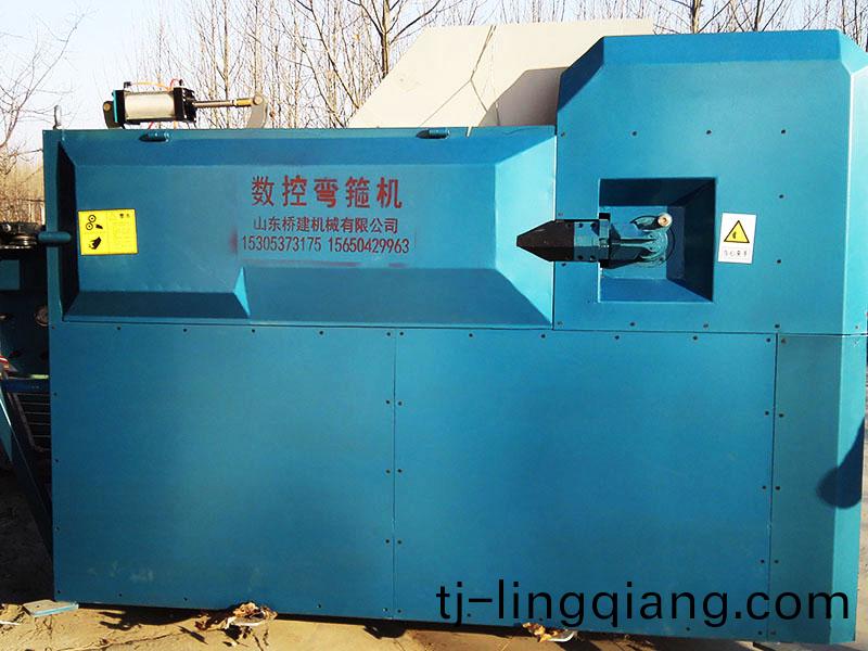 數(shu)控鋼筋(jin)彎(wan)箍機03