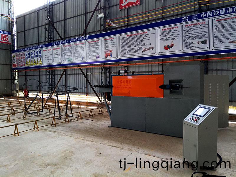 數控鋼(gang)筋(jin)彎箍機(ji)11