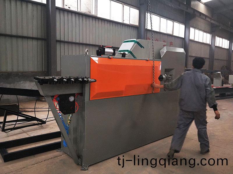 數控鋼筋彎(wan)箍(gu)機16