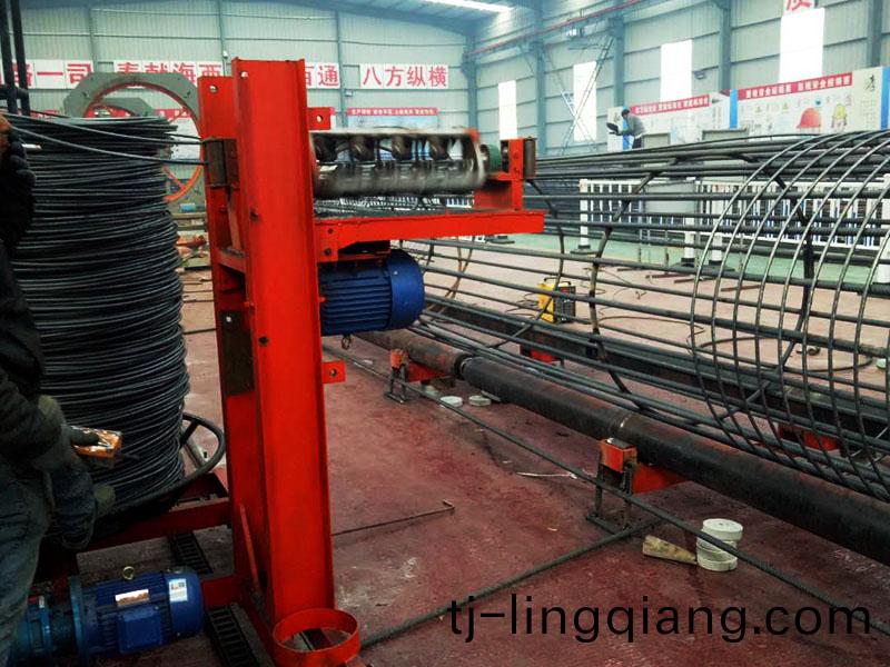 數控(kong)鋼筋(jin)籠(long)繞筋(jin)機(ji)10