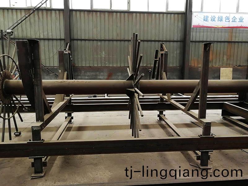 數控(kong)鋼筋籠滾銲機(ji)15