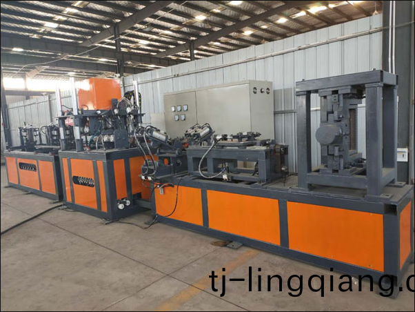 數(shu)控(kong)鋼筋(jin)桁(heng)架銲(han)接(jie)生産線(xian)