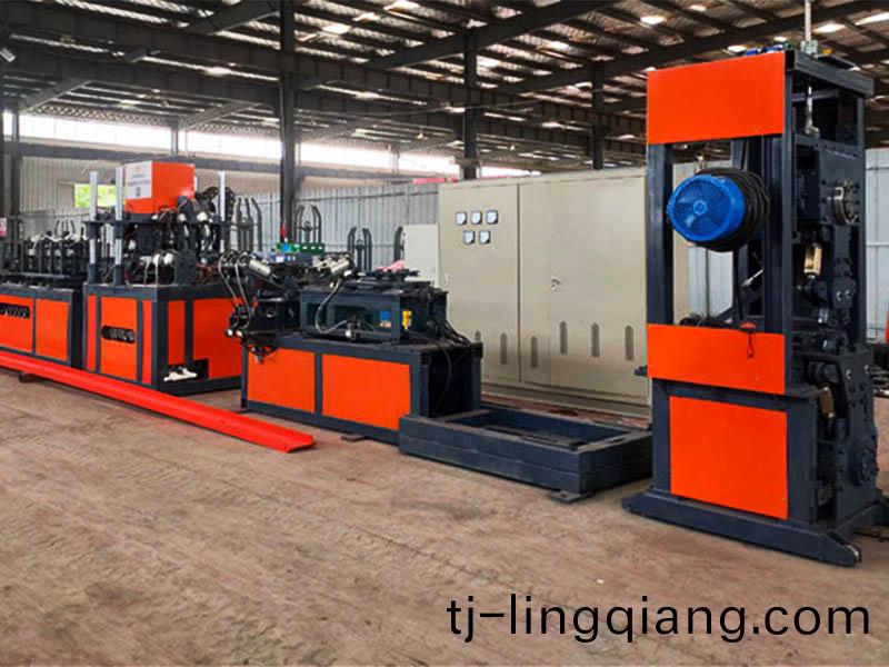 數(shu)控鋼(gang)筋桁架(jia)銲(han)接(jie)生(sheng)産線