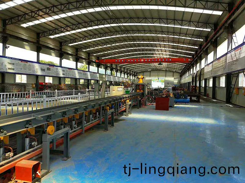 數(shu)控剪(jian)切(qie)生(sheng)産線(xian)