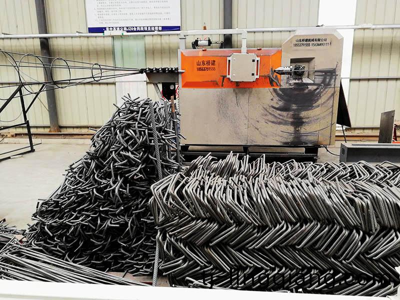 數控鋼(gang)筋彎箍(gu)機