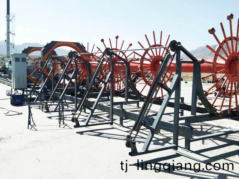 數(shu)控鋼(gang)筋籠滾(gun)銲機