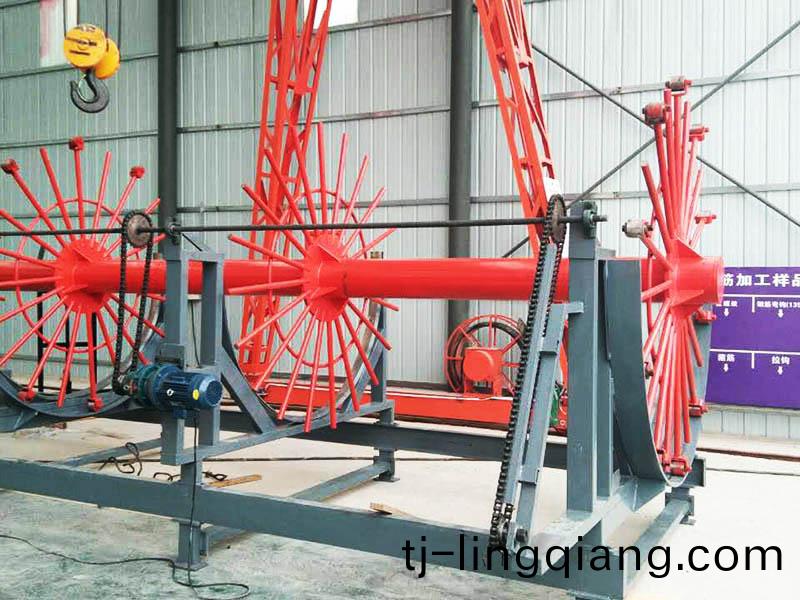 數(shu)控鋼(gang)筋(jin)籠滾銲機