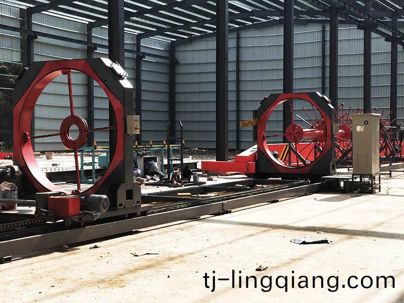 數控(kong)鋼(gang)筋籠(long)滾銲(han)機
