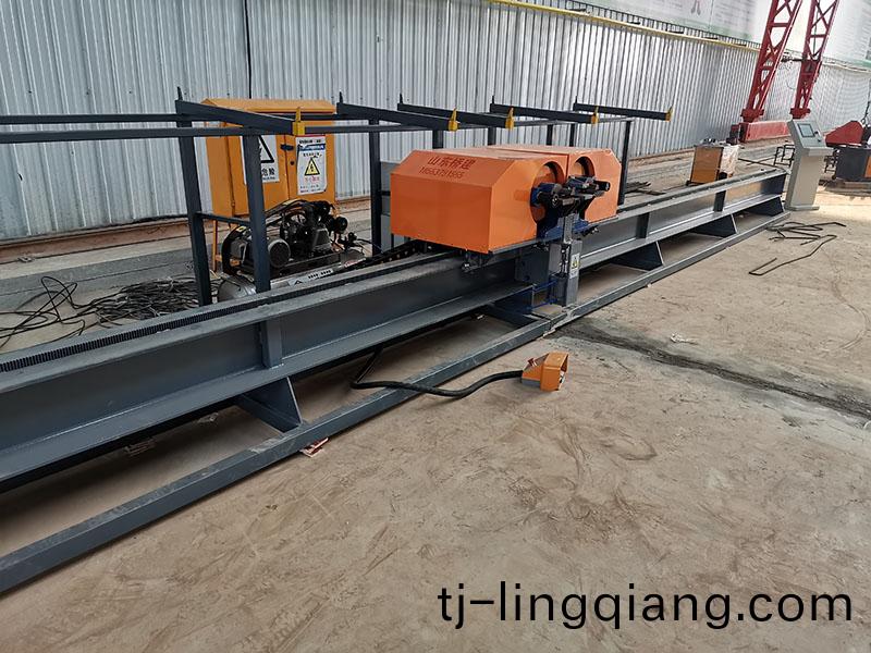 數(shu)控(kong)鋼筋(jin)彎(wan)麯中心