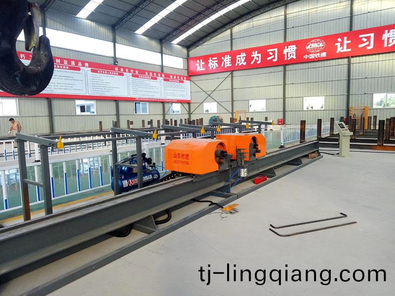 鋼(gang)筋彎(wan)箍(gu)機(ji)正(zheng)確(que)的(de)使(shi)用(yong)可以減(jian)少(shao)故(gu)障?